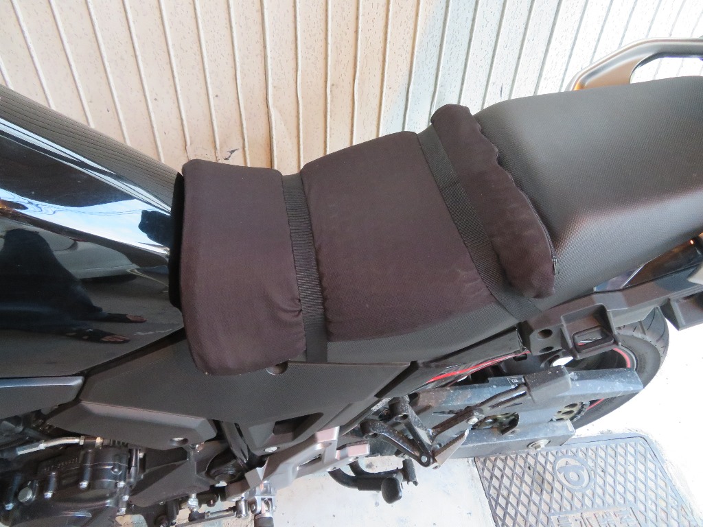 Vストローム シートカスタム お尻痛何とかしたい バイクブログ 響さん今日は何方へ